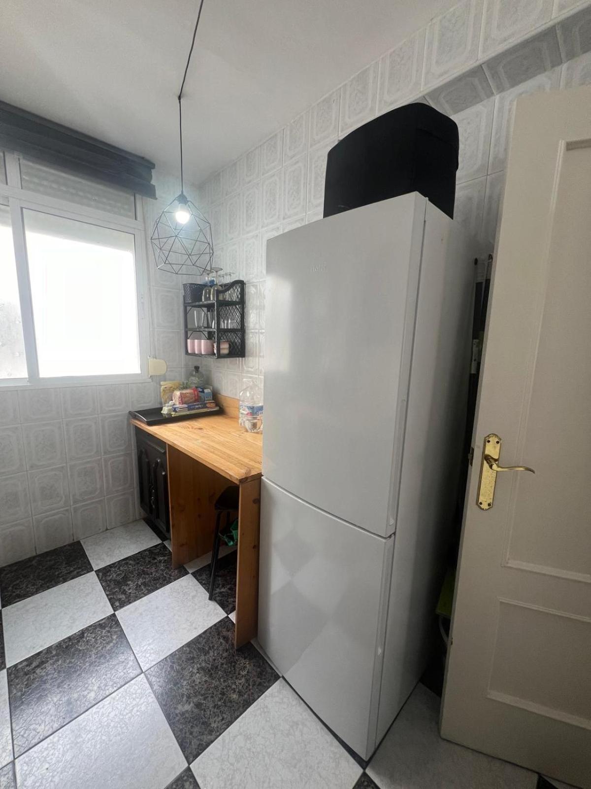 Habitacion 3 - 3 Planta Sin Ascensor En Piso Compartido No Es Piso Entero! Fuengirola Εξωτερικό φωτογραφία