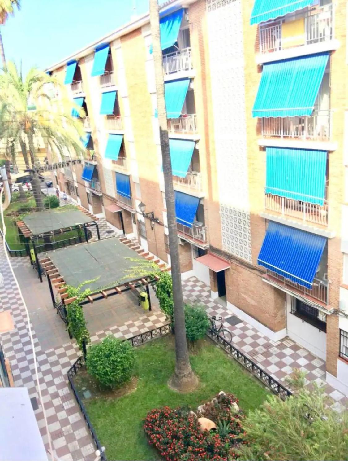 Habitacion 3 - 3 Planta Sin Ascensor En Piso Compartido No Es Piso Entero! Fuengirola Εξωτερικό φωτογραφία